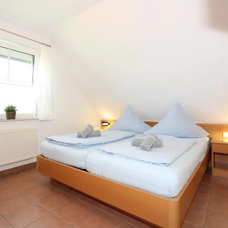 Hp Touristik - Seepark Burhave 1 *